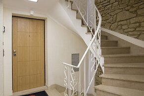 The Queen Luxury Apartments Villa Vinicia