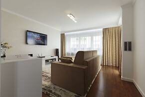 The Queen Luxury Apartments Villa Vinicia