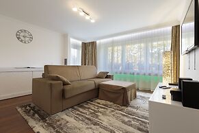 The Queen Luxury Apartments Villa Vinicia