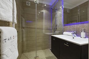 The Queen Luxury Apartments Villa Vinicia