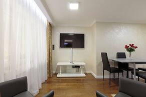 The Queen Luxury Apartments Villa Vinicia