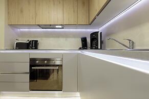 The Queen Luxury Apartments Villa Vinicia