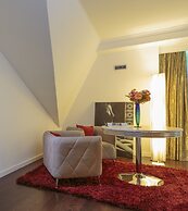 The Queen Luxury Apartments Villa Vinicia