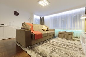 The Queen Luxury Apartments Villa Vinicia