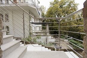 The Queen Luxury Apartments Villa Vinicia