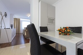 The Queen Luxury Apartments Villa Vinicia