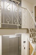 The Queen Luxury Apartments Villa Vinicia