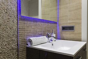 The Queen Luxury Apartments Villa Vinicia