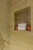 The Queen Luxury Apartments Villa Vinicia