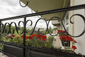 The Queen Luxury Apartments Villa Vinicia