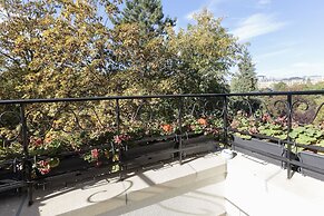 The Queen Luxury Apartments Villa Vinicia