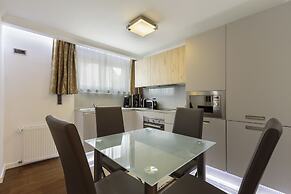 The Queen Luxury Apartments Villa Vinicia