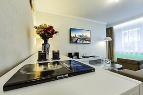 The Queen Luxury Apartments Villa Vinicia