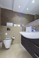 The Queen Luxury Apartments Villa Vinicia