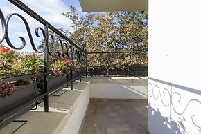 The Queen Luxury Apartments Villa Vinicia