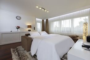 The Queen Luxury Apartments Villa Vinicia