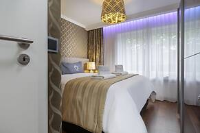 The Queen Luxury Apartments Villa Vinicia