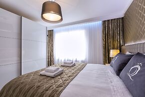 The Queen Luxury Apartments Villa Vinicia