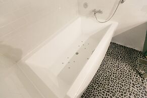 February Hotel Songdo Amnam