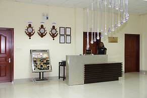 Hotel Ritz Waku-Kungo