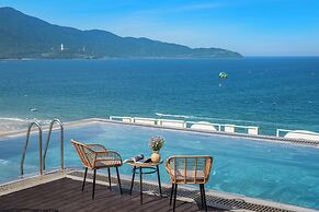 Lunar Hotel Danang