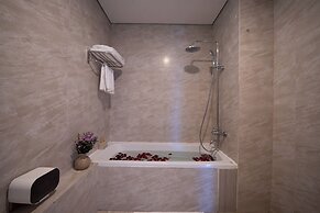 Lunar Hotel Danang