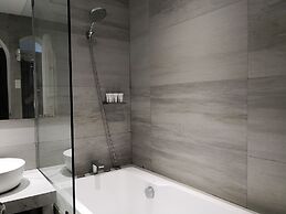 Camp Netanya Resort & Spa