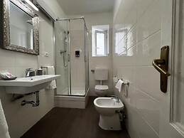 Hotel Genova Liberty