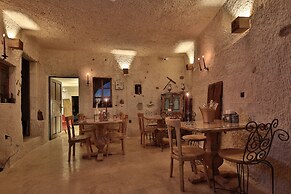 The Owl Cave Hotel
