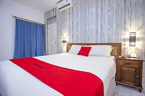 RedDoorz Plus near RS Hasan Sadikin