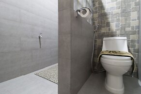 RedDoorz Plus near RS Hasan Sadikin