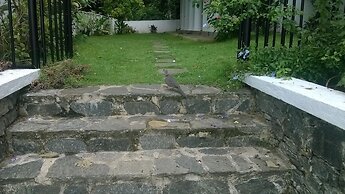 Kandy Holiday Residence