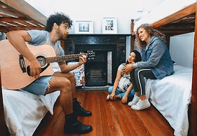 Milhouse Hostel Hipo