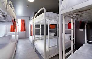 Sleeperdorm - Hostel