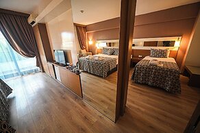Tripolis Hotel