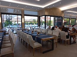 Tripolis Hotel