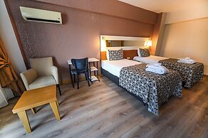 Tripolis Hotel