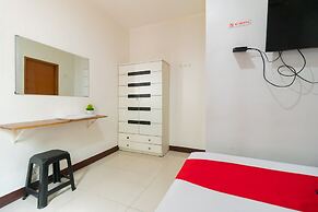 RedDoorz @ Tondano Benhil