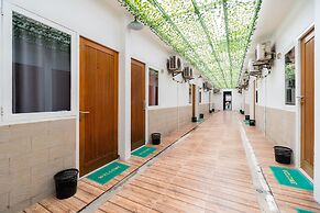 RedDoorz @ Tondano Benhil