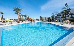 Hotel Riviera - Family Only