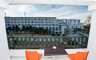 Hotel Riviera - Family Only