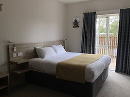 The Lodge At Perth Racecourse