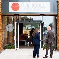 The Lodge At Perth Racecourse