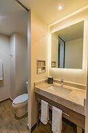 Hampton Inn & Suites by Hilton Salamanca Bajio