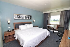 Hampton Inn & Suites by Hilton Salamanca Bajio