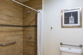 Hampton Inn & Suites by Hilton Salamanca Bajio