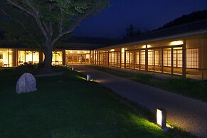 Kyoto Utano Youth Hostel