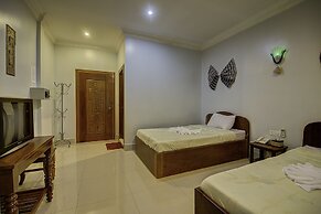 DV Angkor Villa