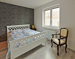 JR Flat Rental