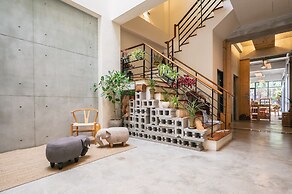 Sun Moon Inn